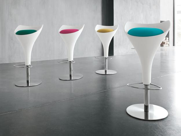 Modern Bar Stools and Kitchen Countertop Stools in Soft Round Shapes ...