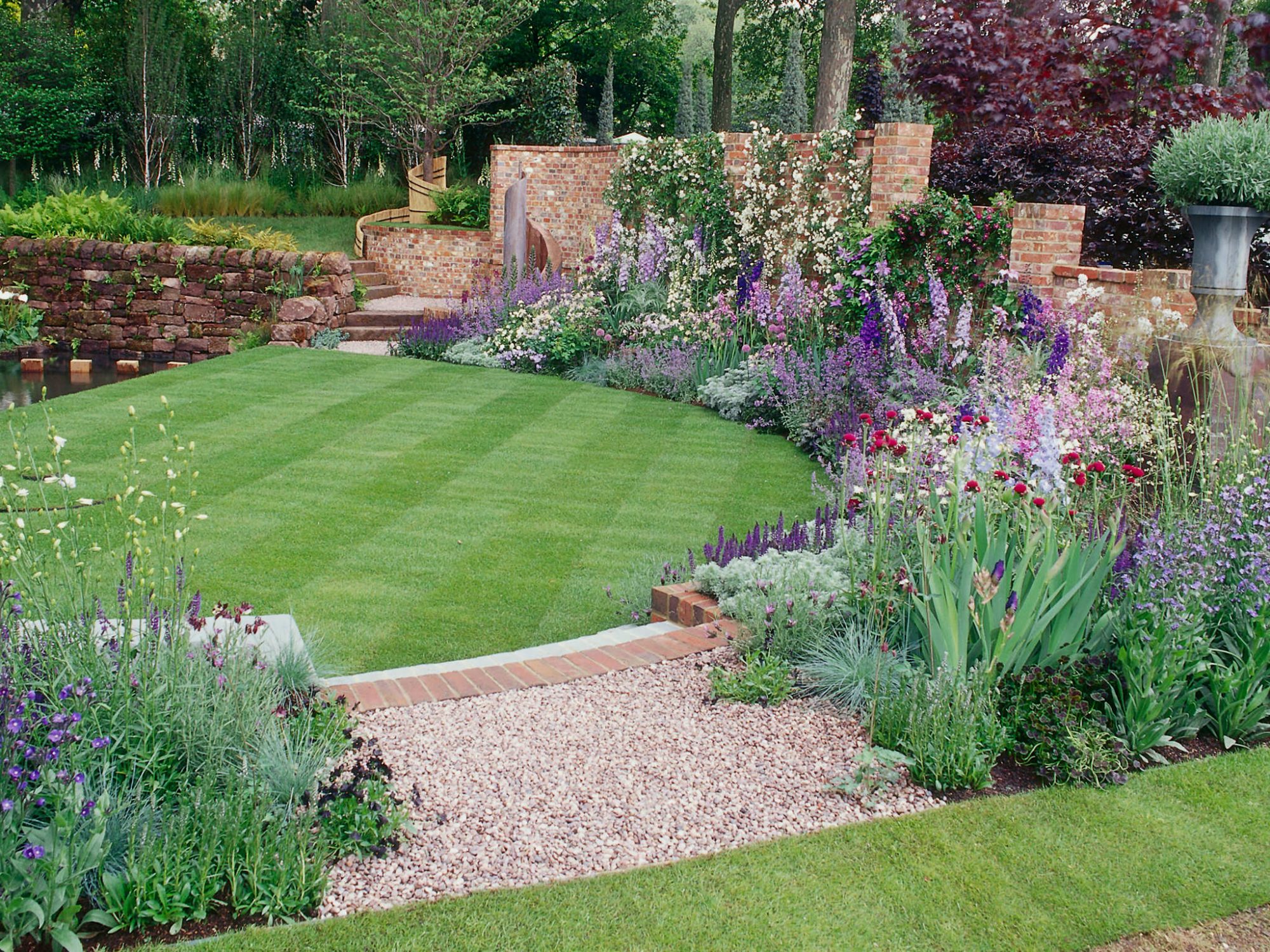 25 Simple Backyard Landscaping Ideas - Interior Design ...