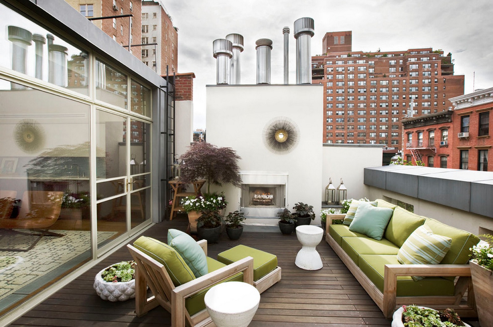 living room with balcony layout