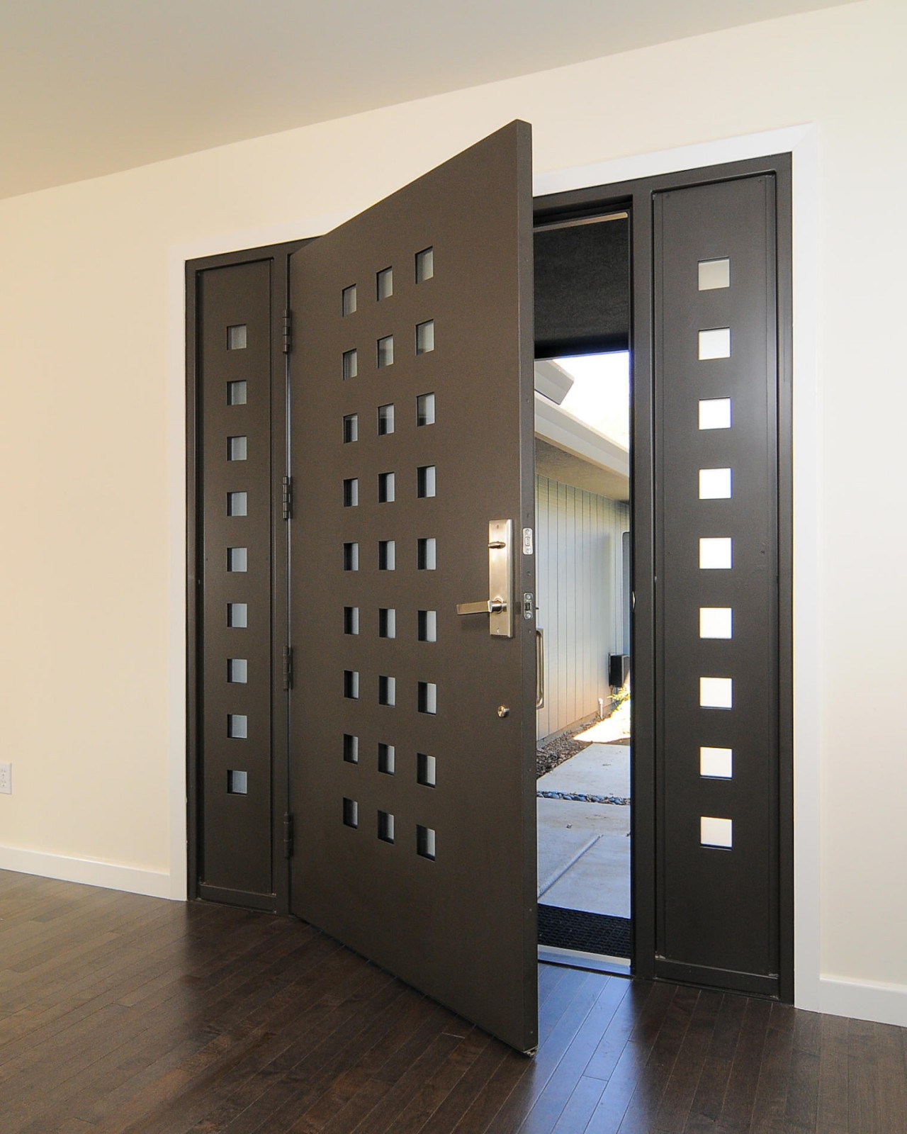10+ Minimalist Home Door Design Ideas And Inspiration ...