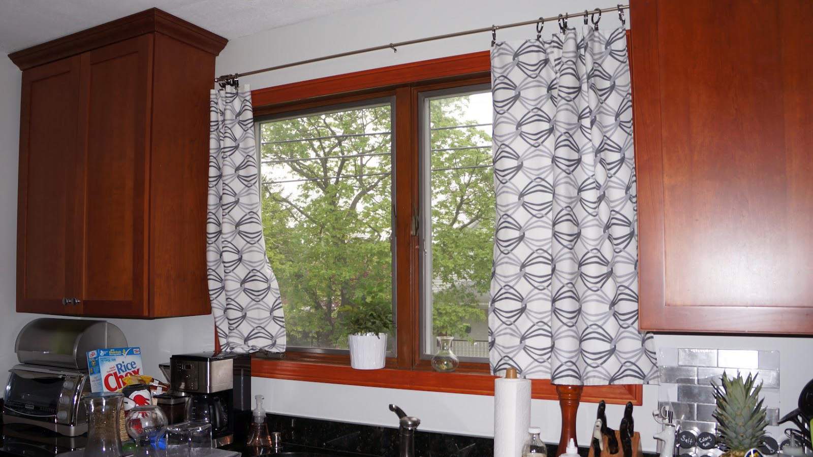kitchen curtains with quilt block design