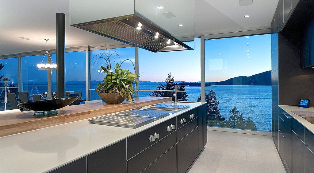 Southwestern Kitchen With a View