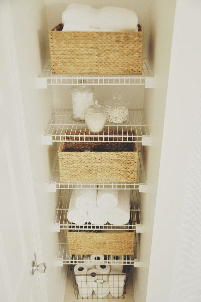 bathroom towel storage