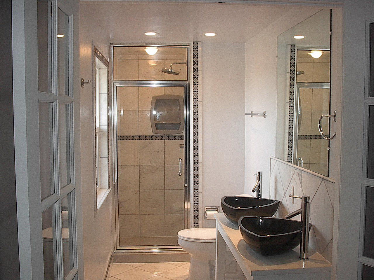 Making Space With a Contemporary Bathrooms Remodel