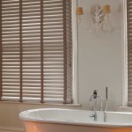 Wood Venetian blinds