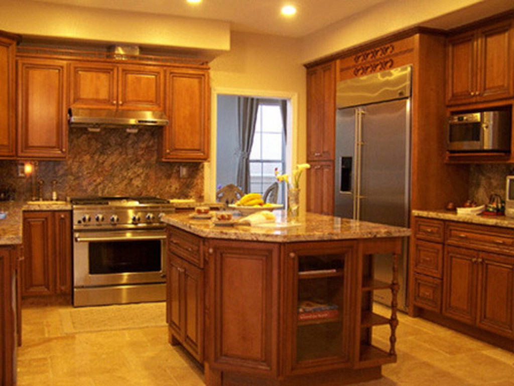 kitchen pictures with maple cabinets