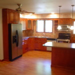 pictures of kitchen cabinets with knobs
