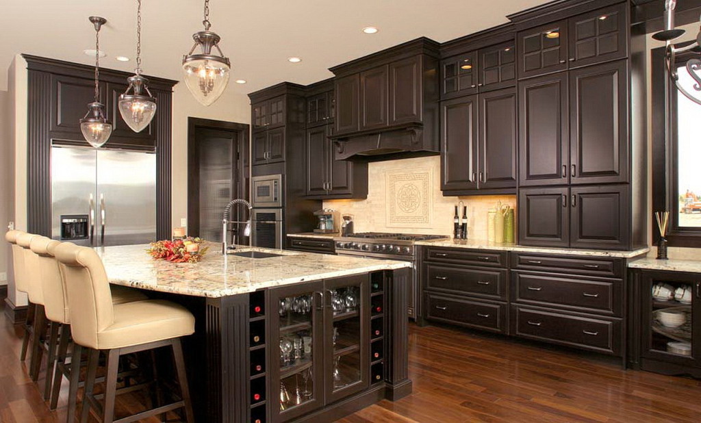two tone kitchen cabinets pictures