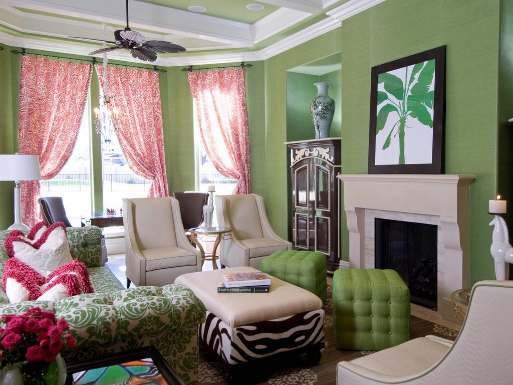 Refreshing Green with Pops Of Pink Refreshing Green with Pops Of Pink