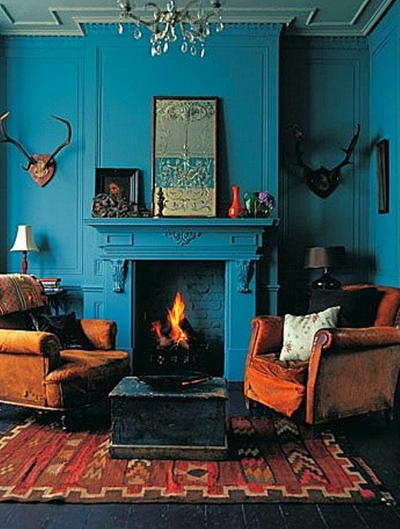 living room colour ideas: Turqouise Blue and tanagrine Orange
