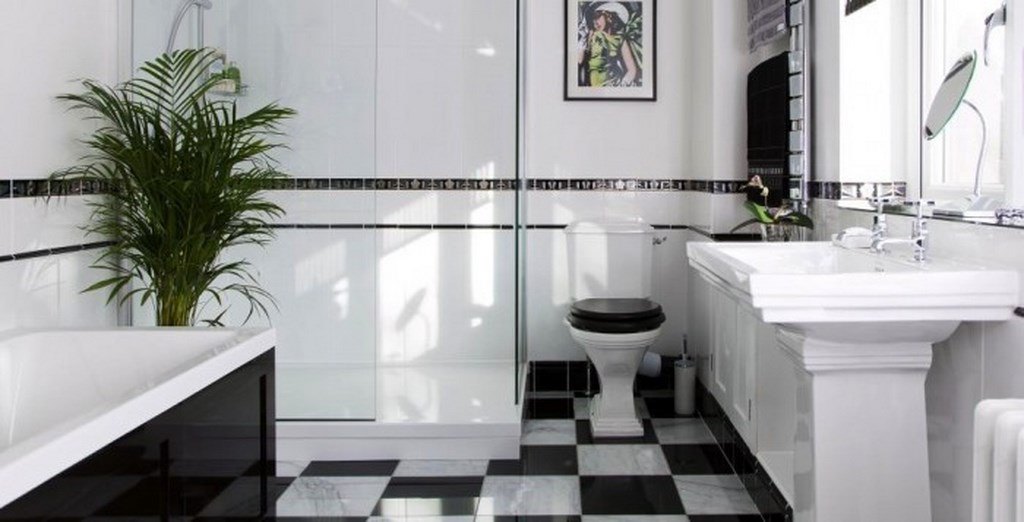 Clean Art Deco Bathroom