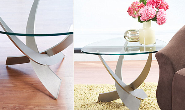 Metal accent tables from Scandinavian Design Metal accent tables from Scandinavian Design