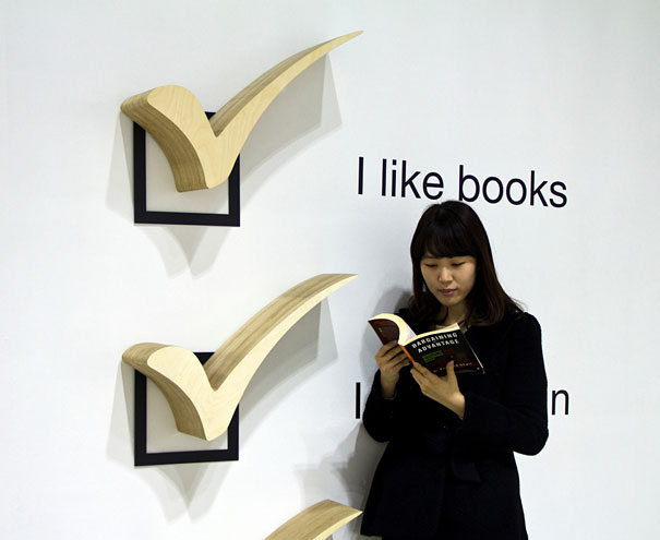 Check Style Bookshelf