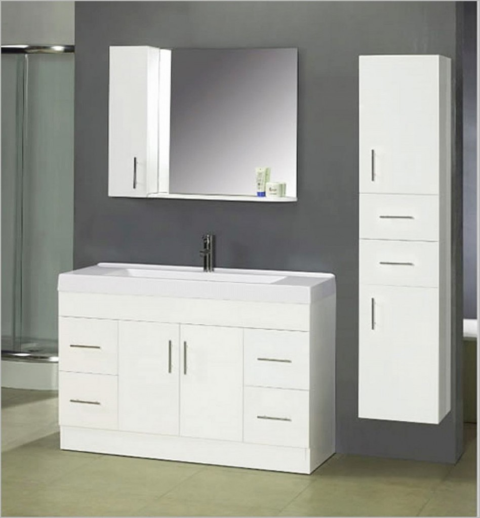 White Bathroom Vanity – The Pros and Cons