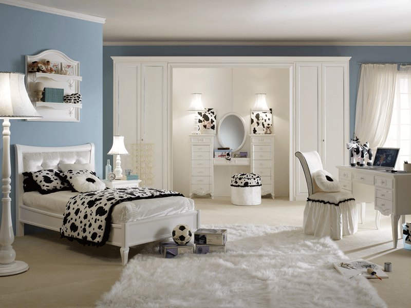 Awesome Luxurious White Bedroom Design Idea for Girls