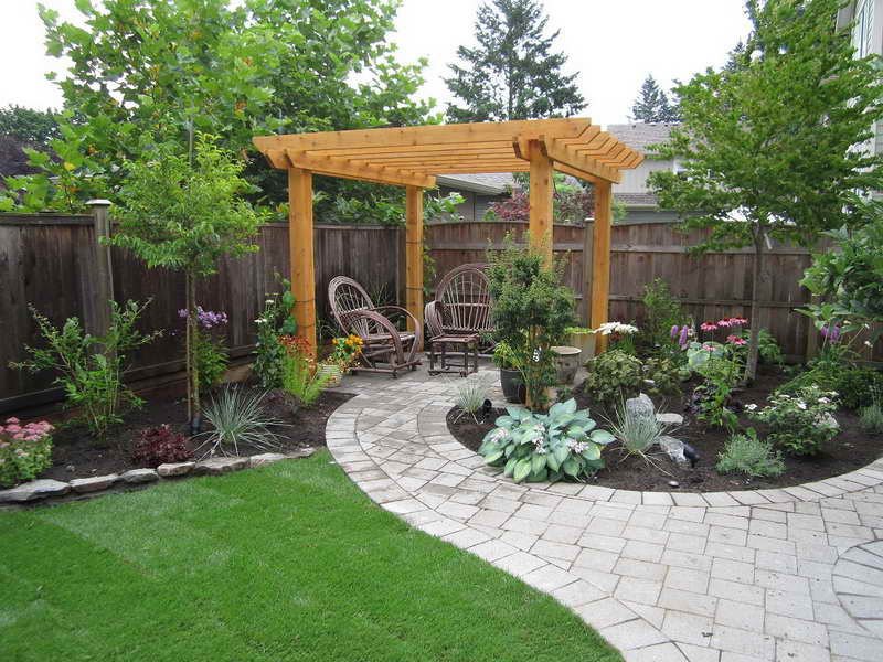 simple backyard landscaping ideas