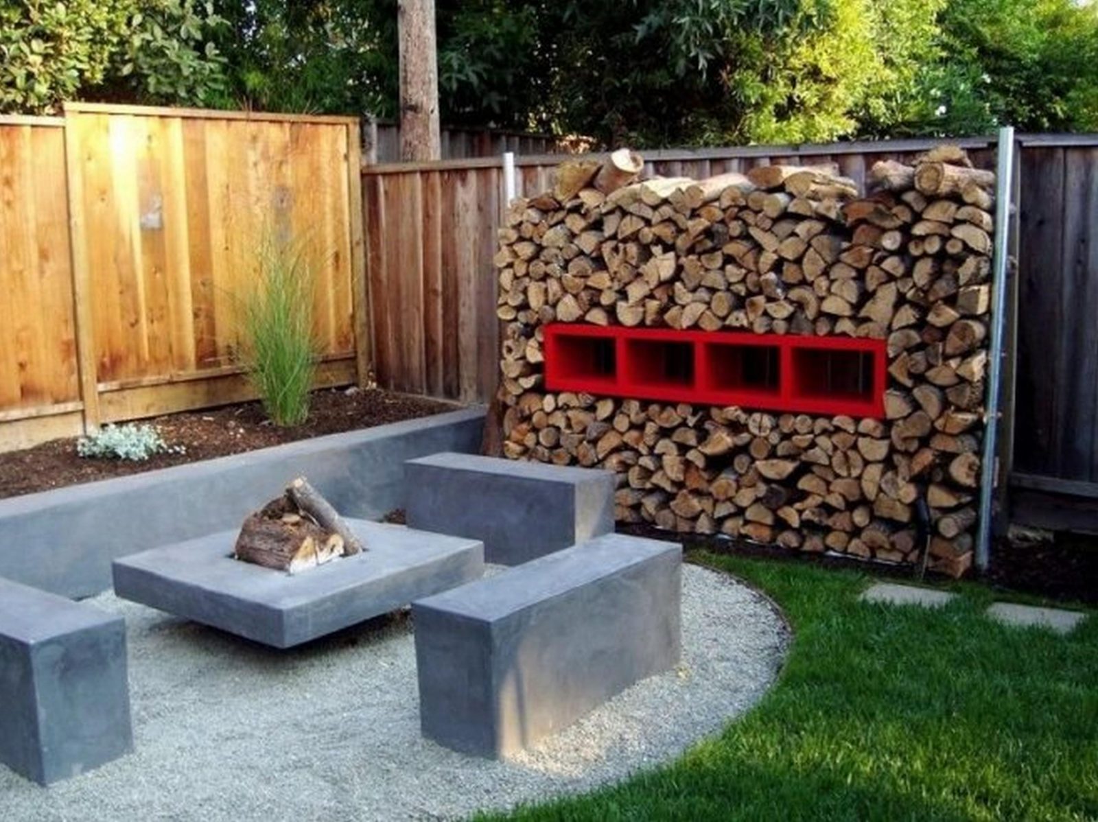 cool small backyard designs