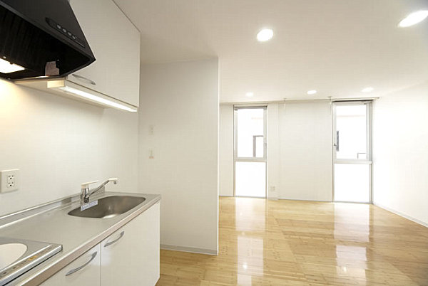 Sankyo modular housing interior