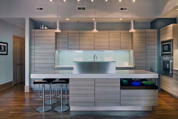 Beautiful contemporary kitchen that showcases the rule of three