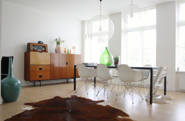 Camaflouge seems to come naturally to these intricately woven pendant lights Camaflouge seems to come naturally to these intricately woven pendant lights