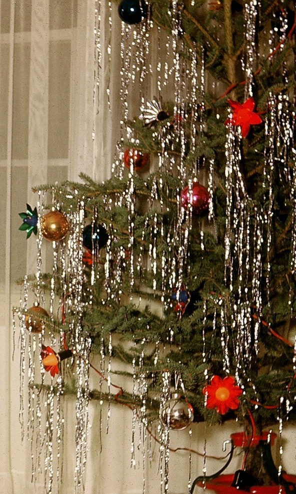Adorning Your Christmas Tree - Interior Design Inspirations