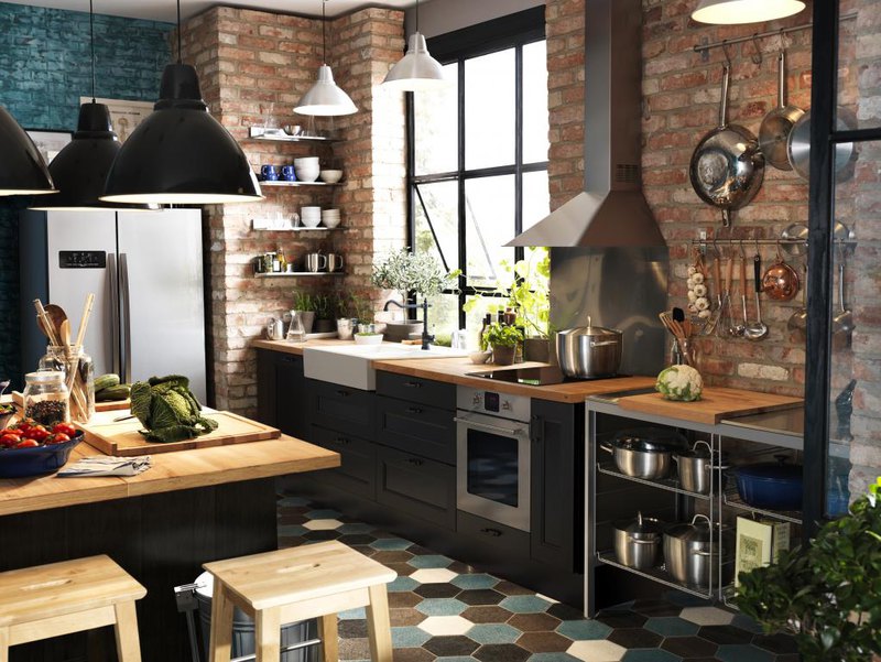 black kitchen appliances