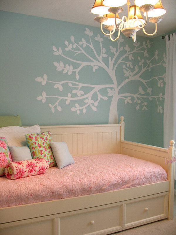 Get the New Look of Bedroom Interior Designs with Wall Decals ...
