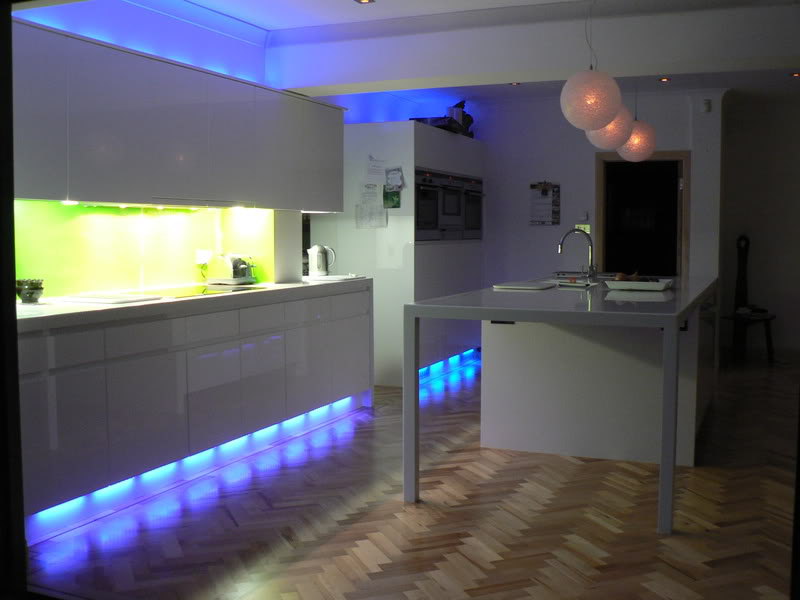 led strip lights kitchen