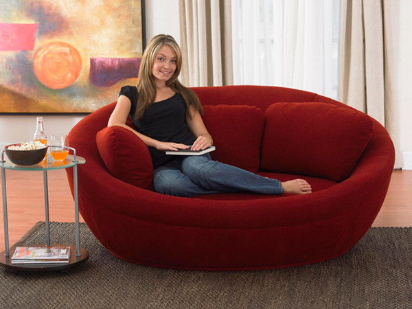 small sofa in red color for space saving living room design