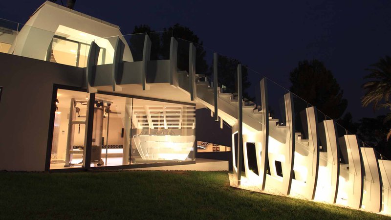 Ultramodern-Casa-Son-Vida-by-tecArchitecture-and-Marcel-Wanders-Studio-54
