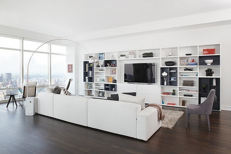 Manhattan from a Height: Condo in the middle of Manhattan has stunning views and a white, clean interior