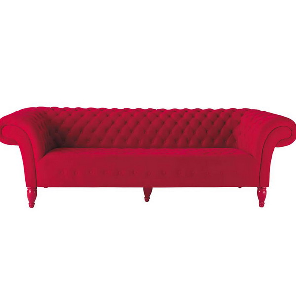 classic chesterfield sofa in red color for traditional living room design