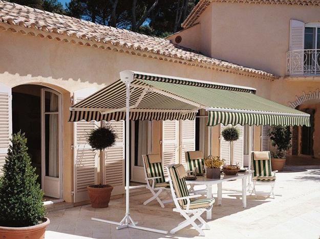 Long-term solution for sunshade, beautiful wooden structure and stone patio ideas