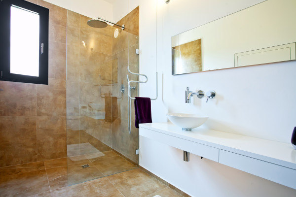 EcoDesign-Finca-Passive-House-23-bathroom