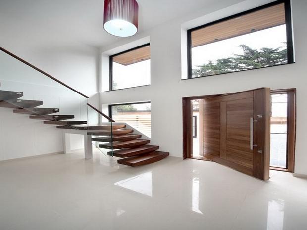 Big swivel front door
