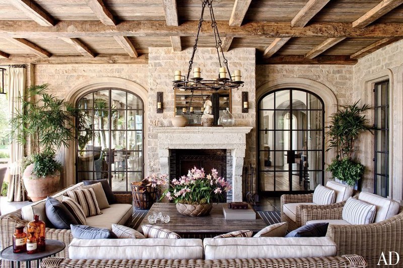 The Manor Living Room Design Idea