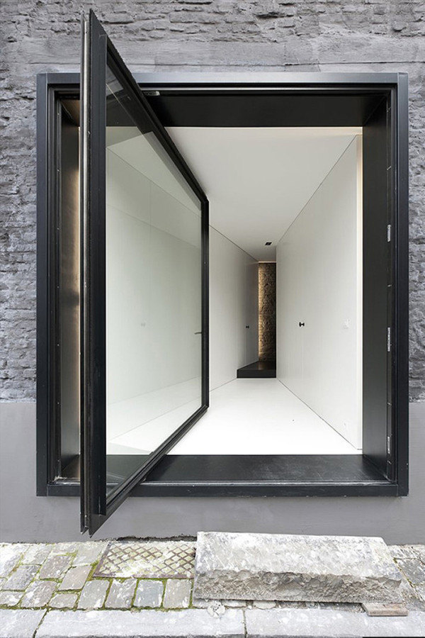 pivot-door-Graux-Baeyens-Architecten