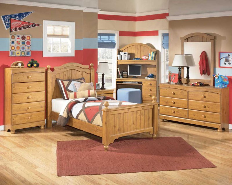 Contemporary Kids Bedroom Furniture Sets With Wooden Bed Kids Furniture Design Also Kids Furniture Modern Color Design With Laminate Flooring Modern Design