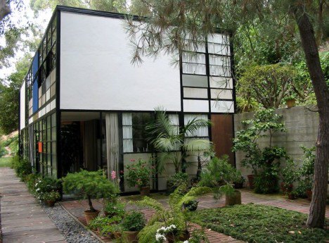 midcentury modern eames house 1