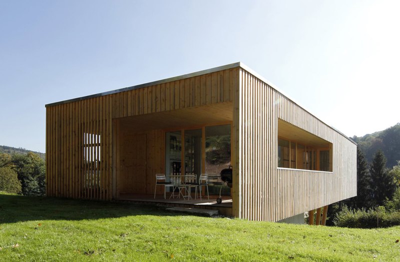 rumah kayu simple