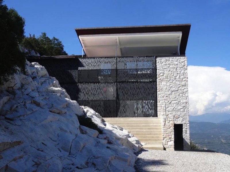 The Boucquillon: unique house in the rock