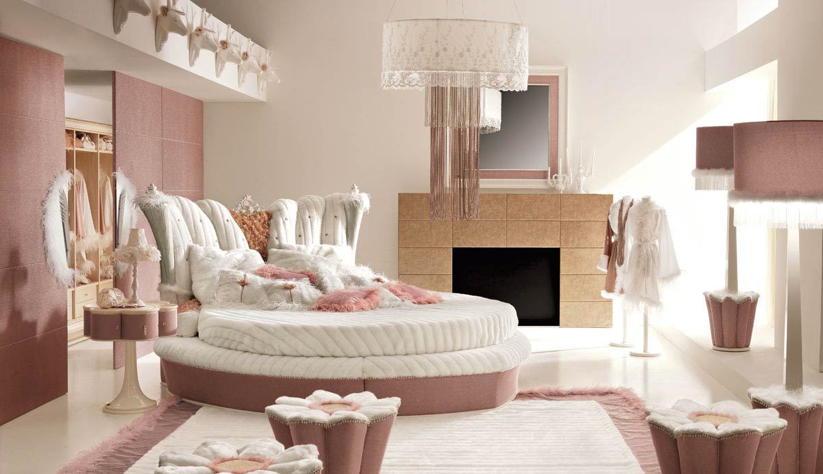 12 Perfect And Calming Bedroom Ideas For Women