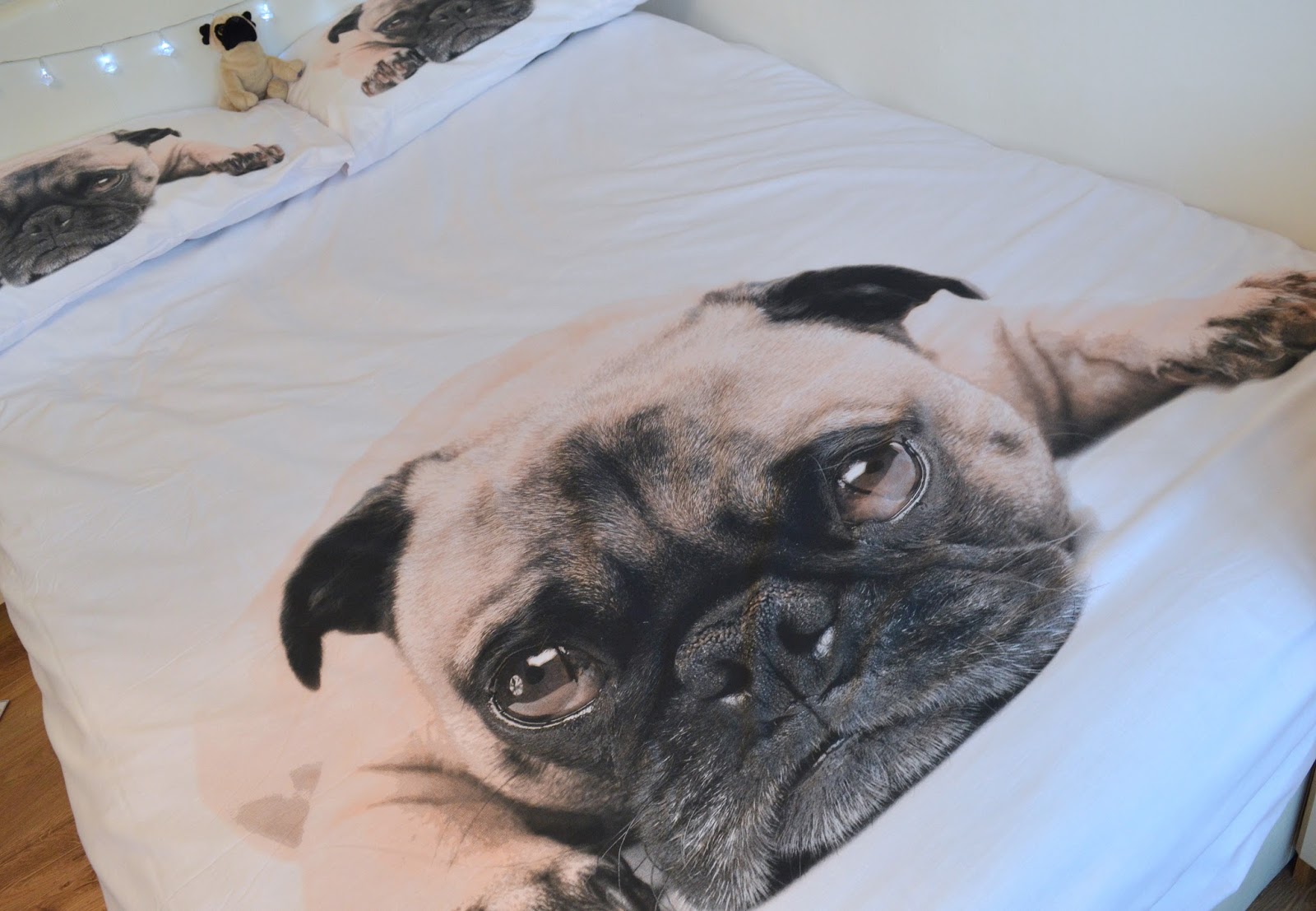 A Part of Bedroom Decoration: The funniest bed sheet covers ever