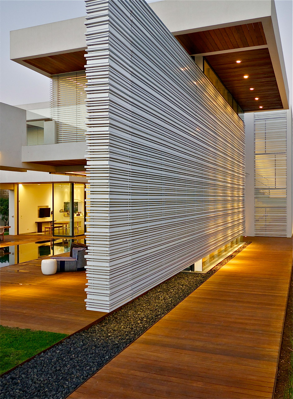 Modern Luxury Villas Designed By Gal Marom Architects 18