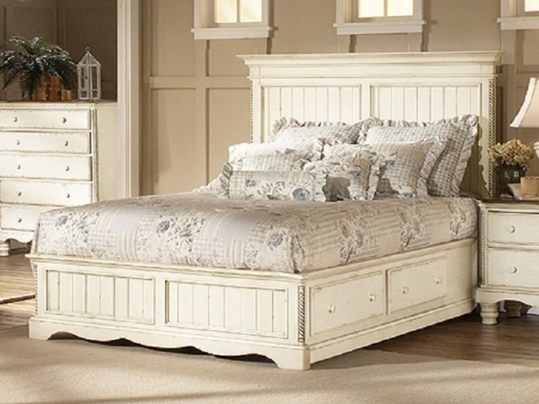 girls-antique-white-bedroom-furniture