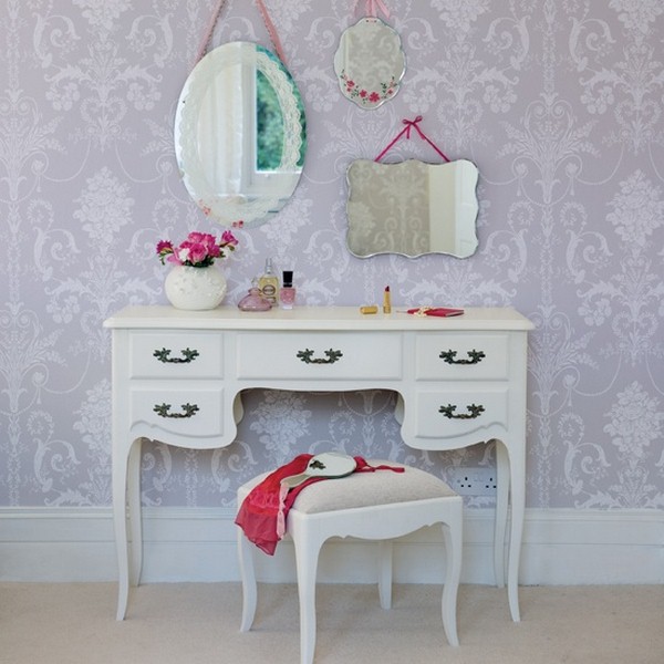 vintage dressing table for white bedrooms or bathroom