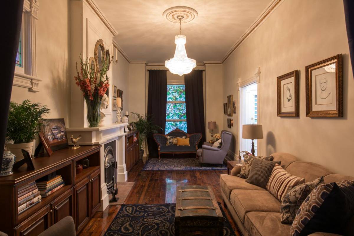 victorian living room with fireplace