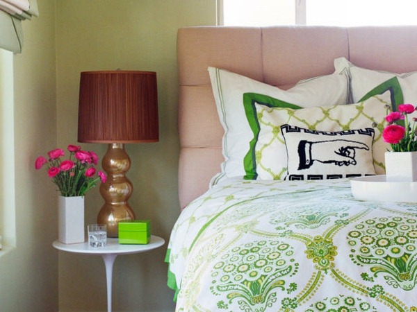 Bedroom Trends bedding green white floral design headboard