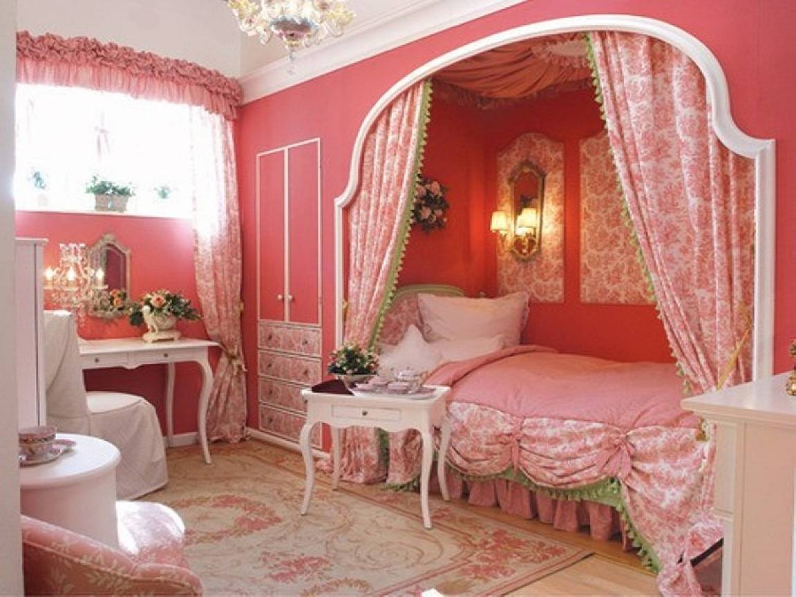  Lolita Pink Bedroom