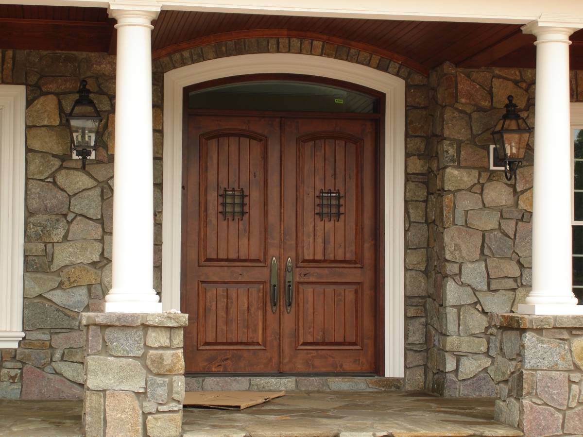  front door lighting with stone walls